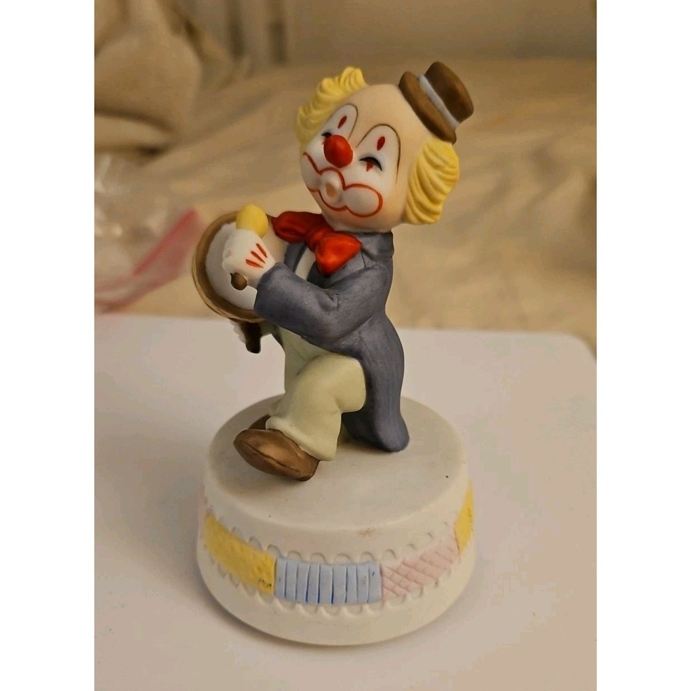 Vintage Lefton Clown Music Box / Send In The Clowns  (449)